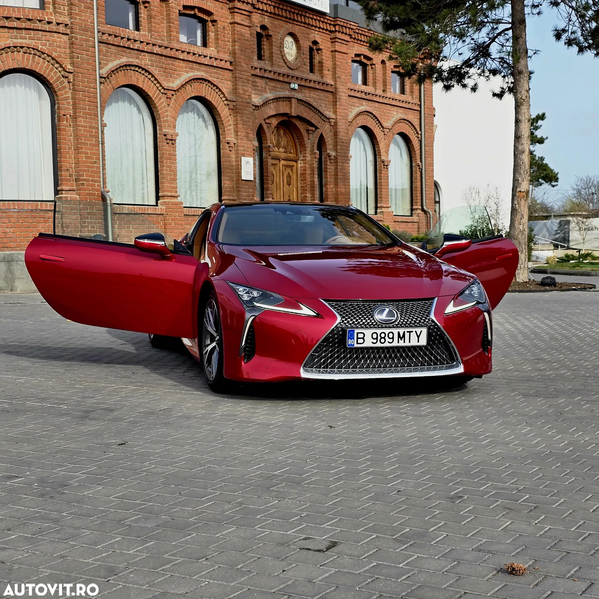 Lexus LC 500h Luxury - 10
