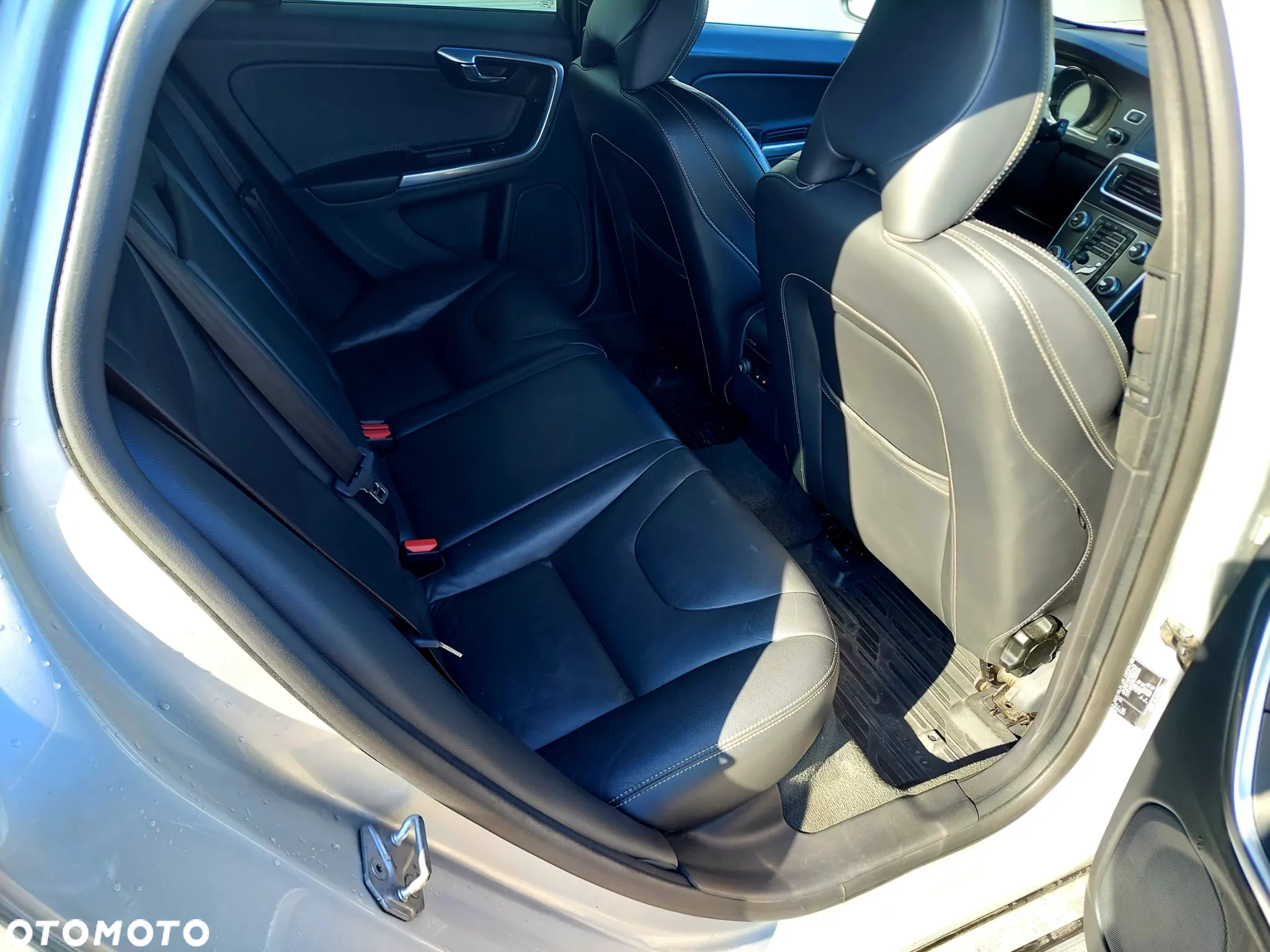 Volvo V60 D4 AWD Drive-E Summum - 8