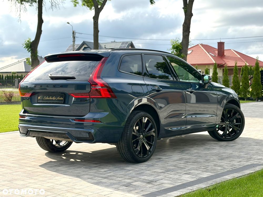 Volvo XC 60 B5 B AWD Plus Black Edition - 21