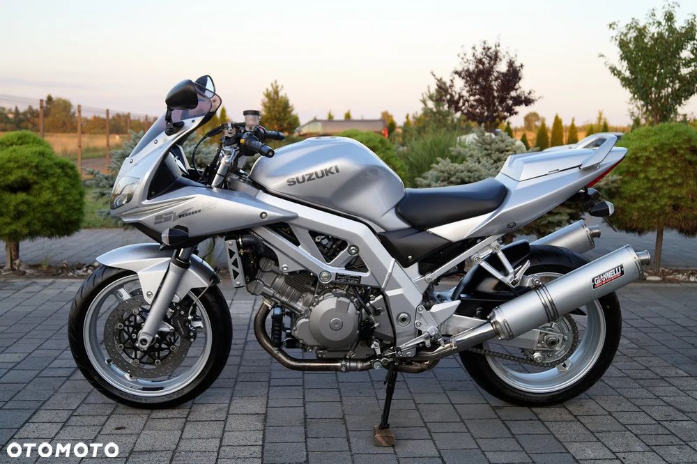 Suzuki SV - 7