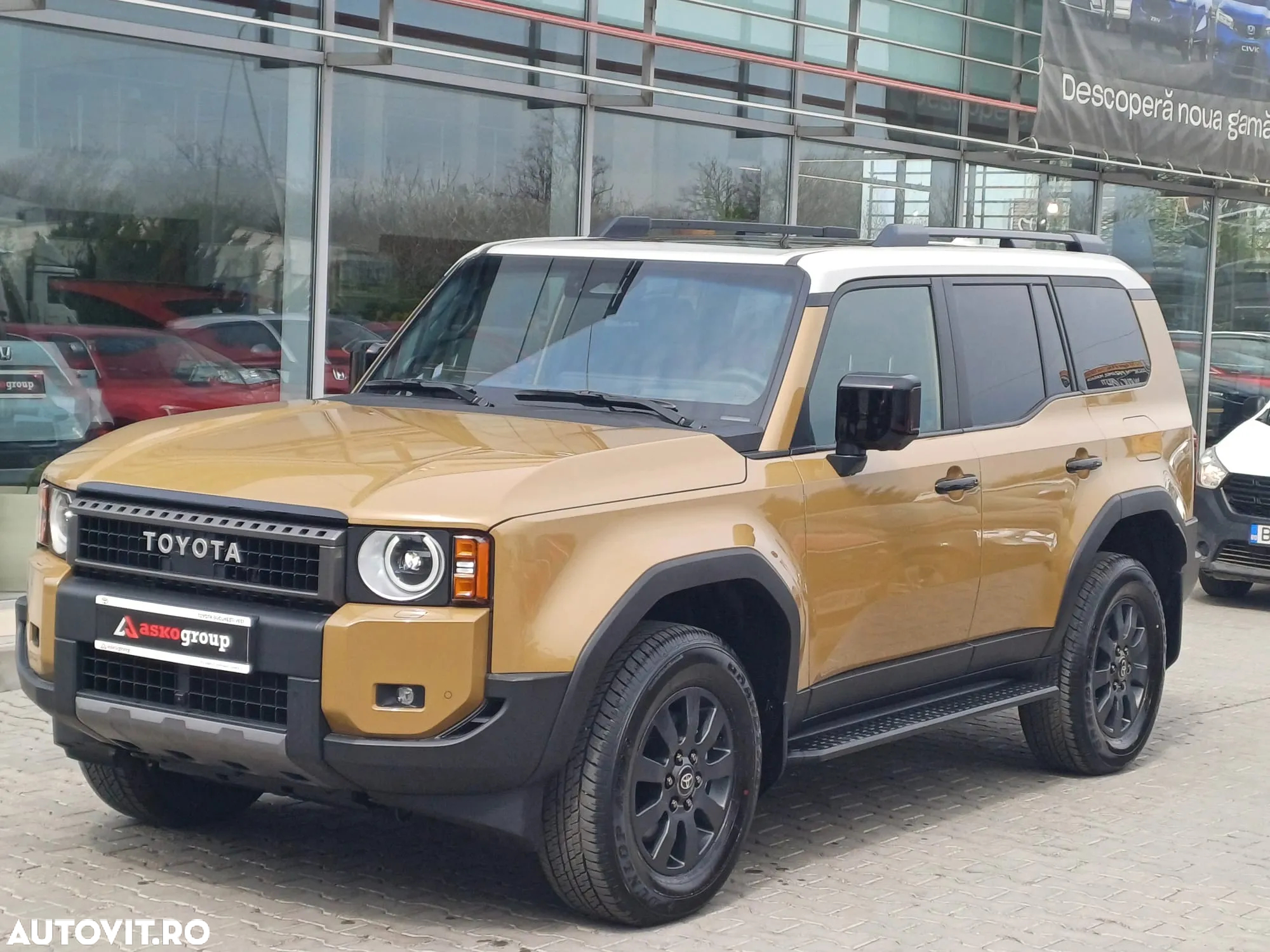 Toyota Land Cruiser 2.8l D-4D 204 CP A/T 7 locuri Luxury AVS Brown - 2