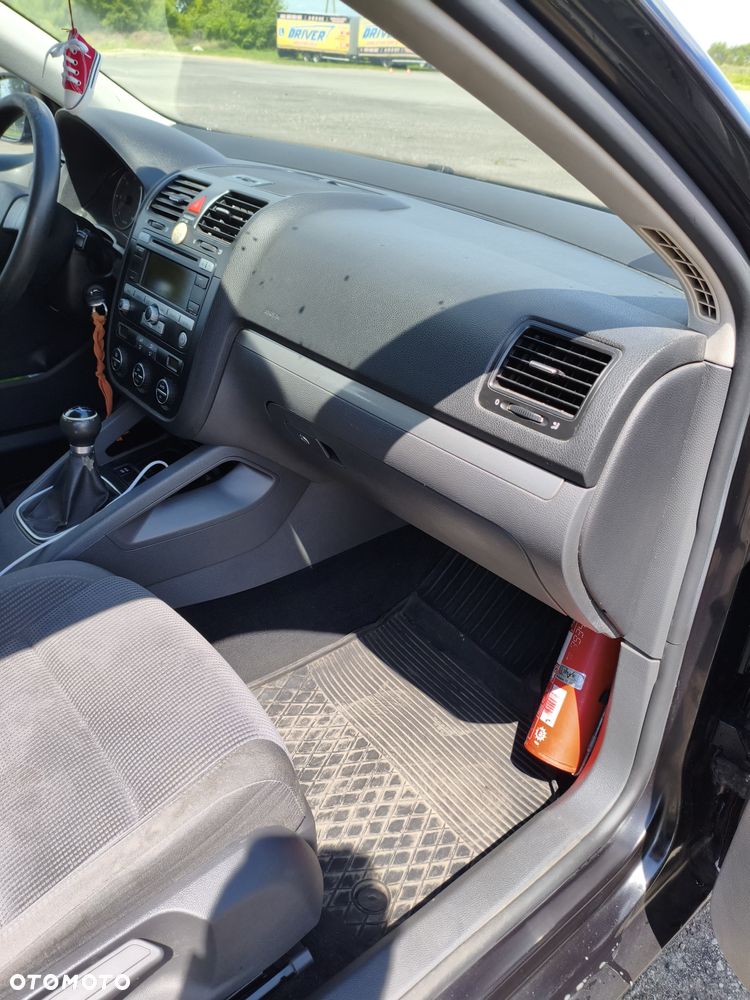Volkswagen Jetta 1.9 TDI Comfortline - 13