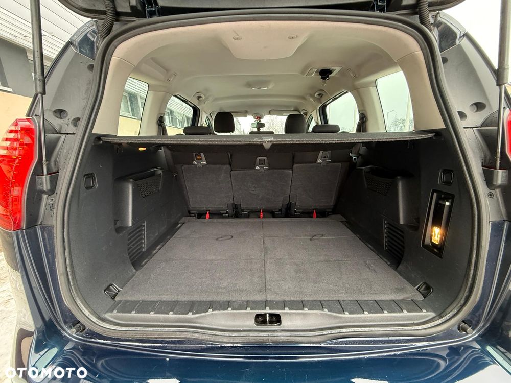 Peugeot 5008 - 25