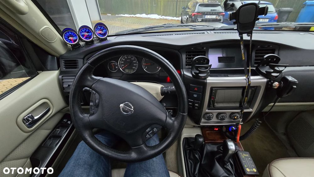 Nissan Patrol - 9