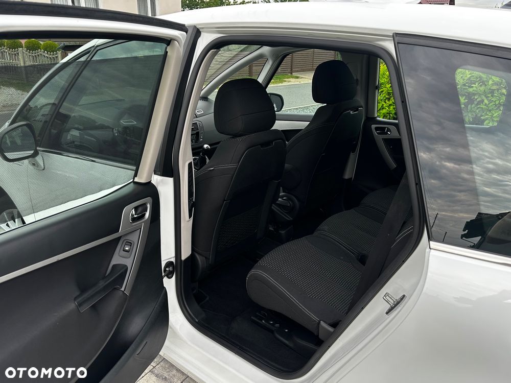 Citroën C4 Picasso - 24