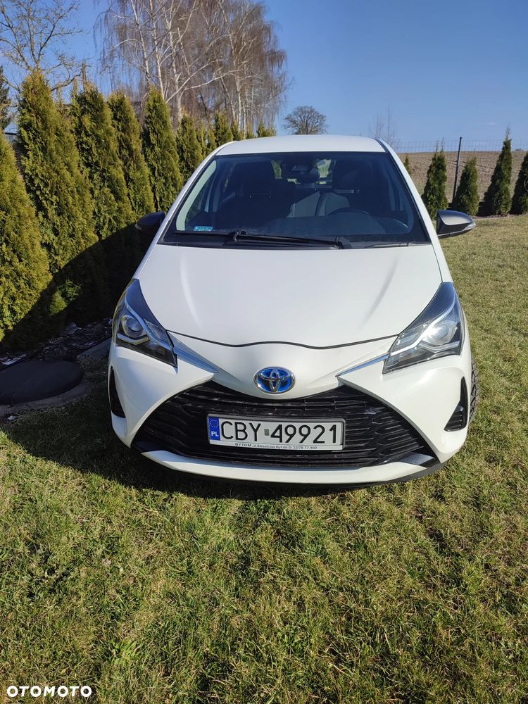 Toyota Yaris Hybrid 100 Active EU6 - 17