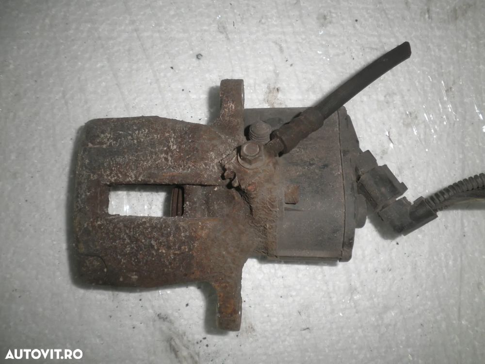 Motoras electric etrier stanga / dreapta spate VW Passat B7 - 3