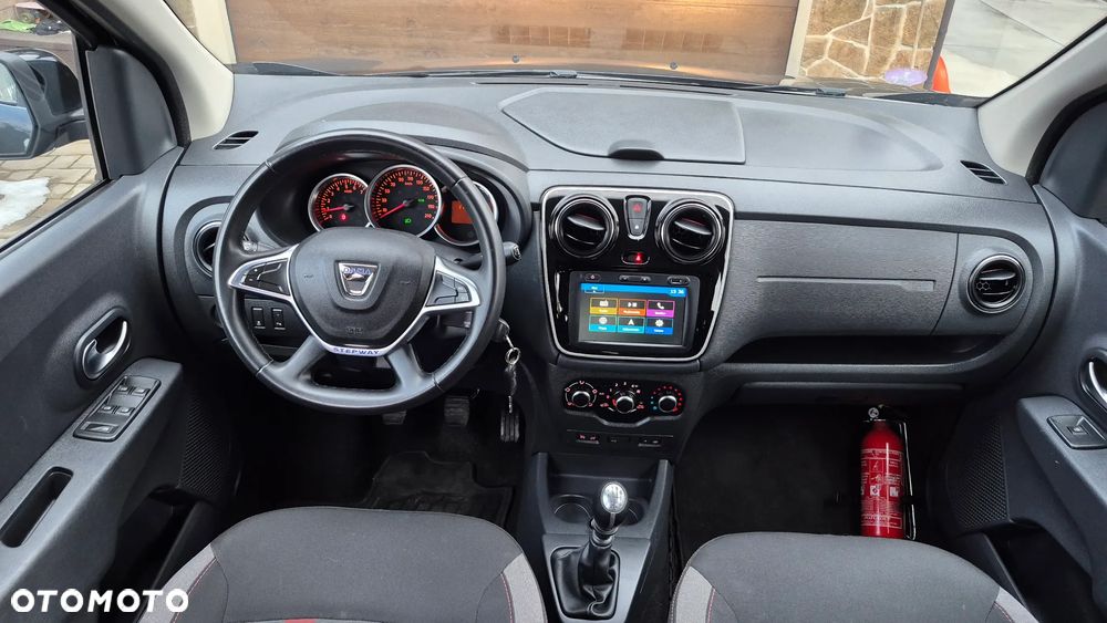 Dacia Lodgy TCe 130 GPF (7-Sitzer) Stepway - 4