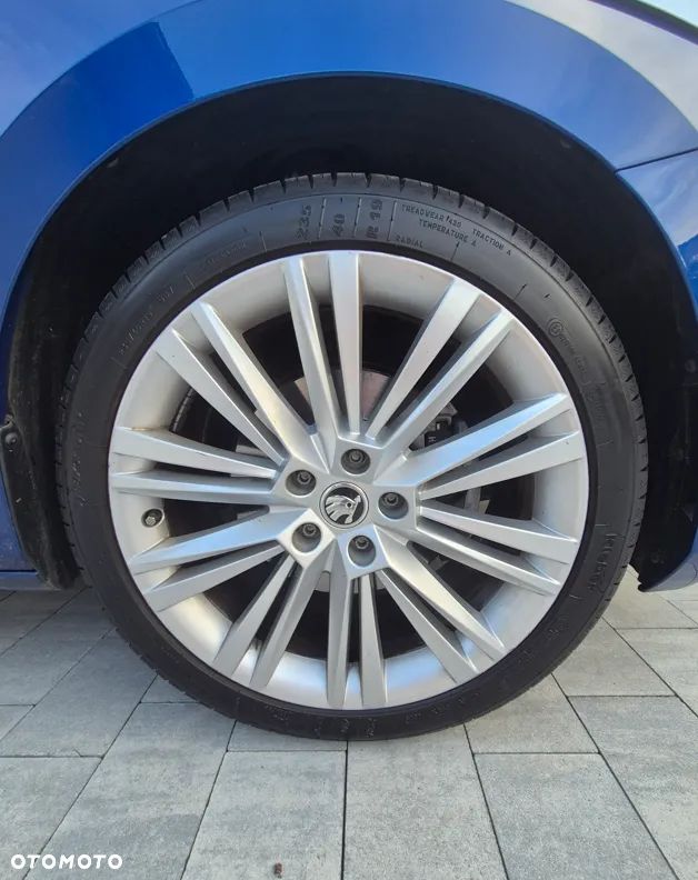 Skoda Superb 1.5 TSI ACT Style - 27