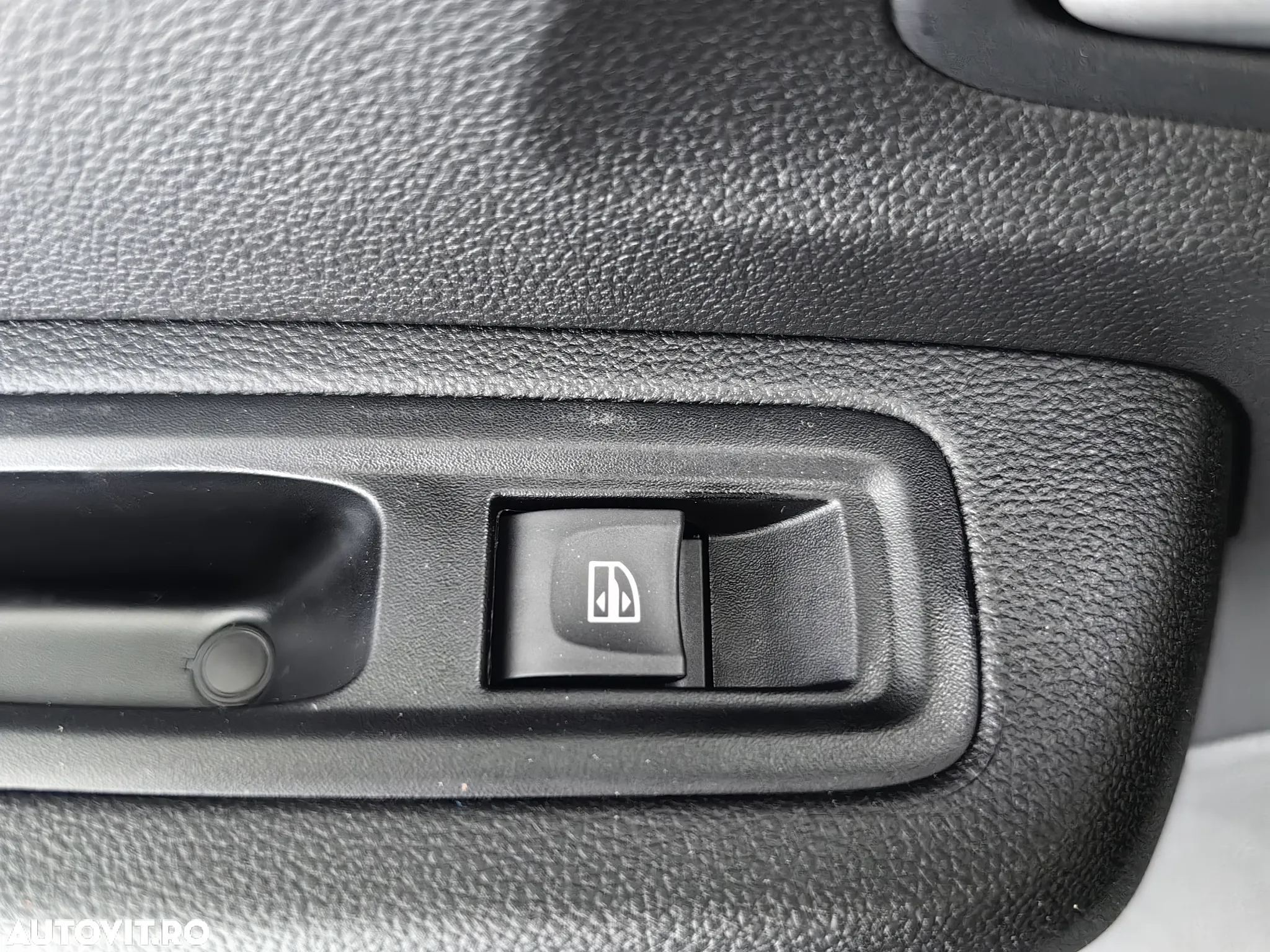 Dacia Logan ECO-G 100 MT6 XX - 22