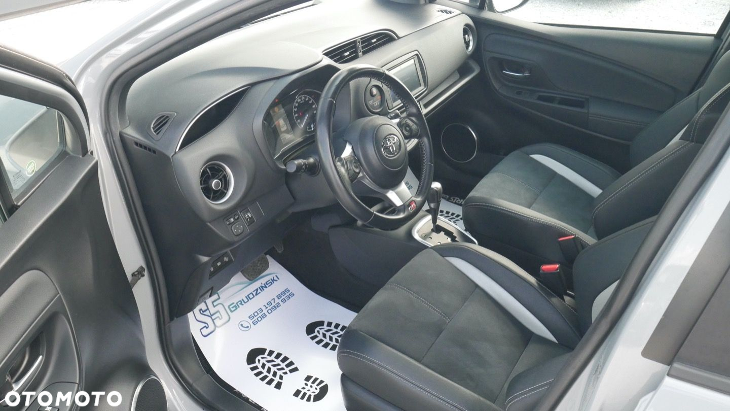 Toyota Yaris - 11