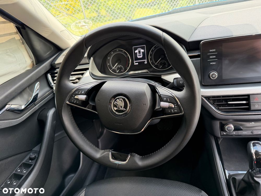 Skoda Kamiq 1.0 TSI Style DSG - 19