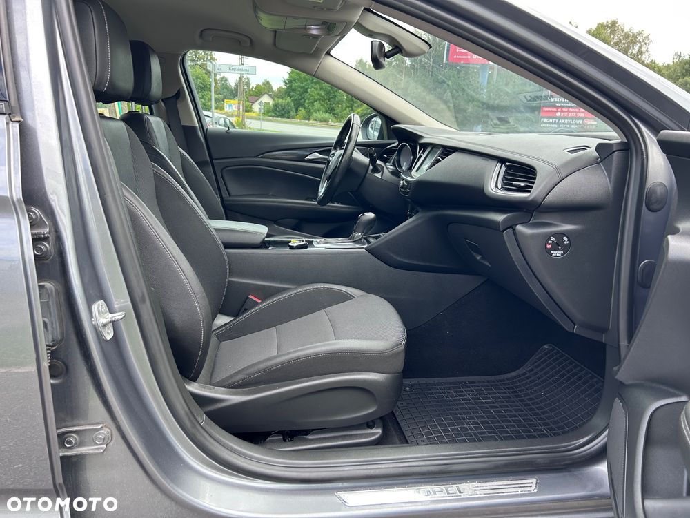 Opel Insignia 1.5 T Innovation S&S - 15