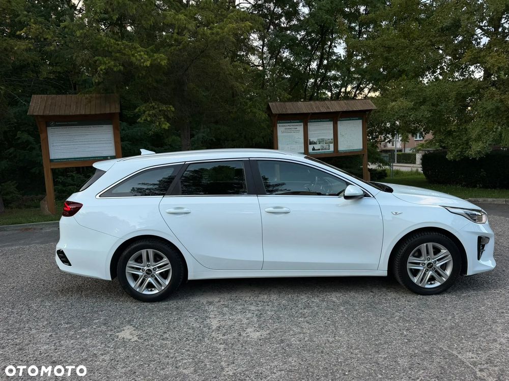 Kia Ceed - 26