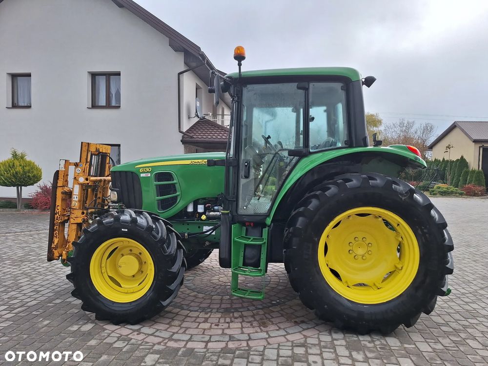 John Deere 6130 - 6