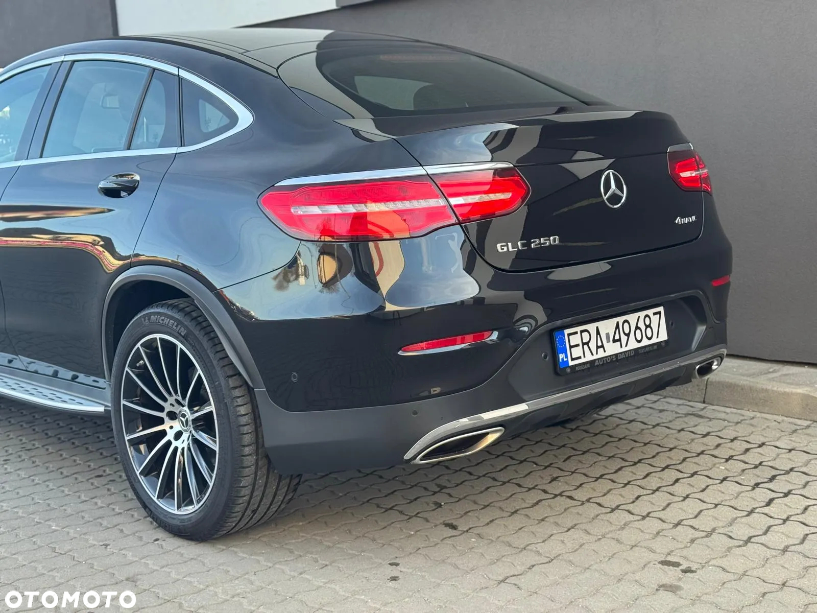 Mercedes-Benz GLC 250 Coupe 4Matic 9G-TRONIC AMG Line - 15