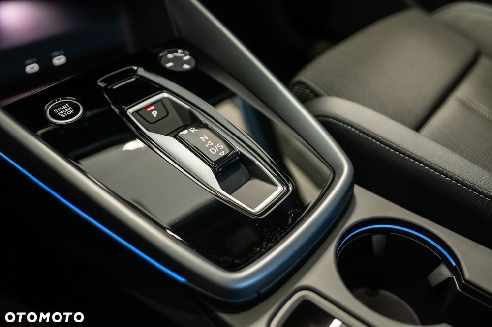 Audi A3 Limousine 35 TFSI mHEV S Line S tronic - 24