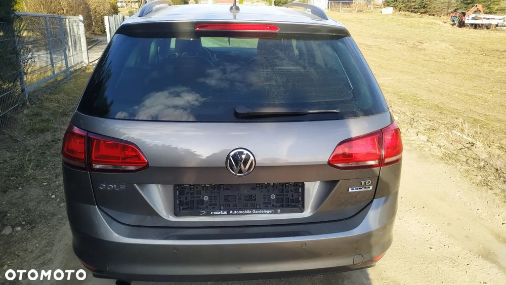 Volkswagen Golf 1.6 TDI BlueMotion Comfortline - 5