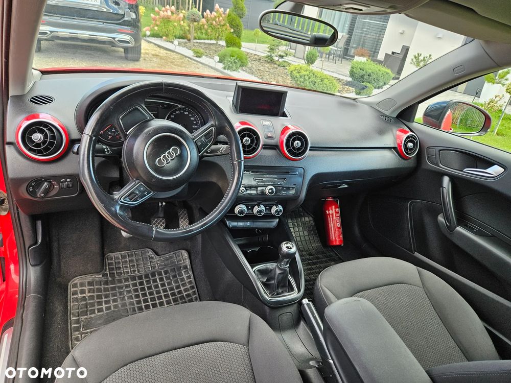 Audi A1 3-drzwiowe 1.6 TDI S line edition m S line Sportpaket - 8