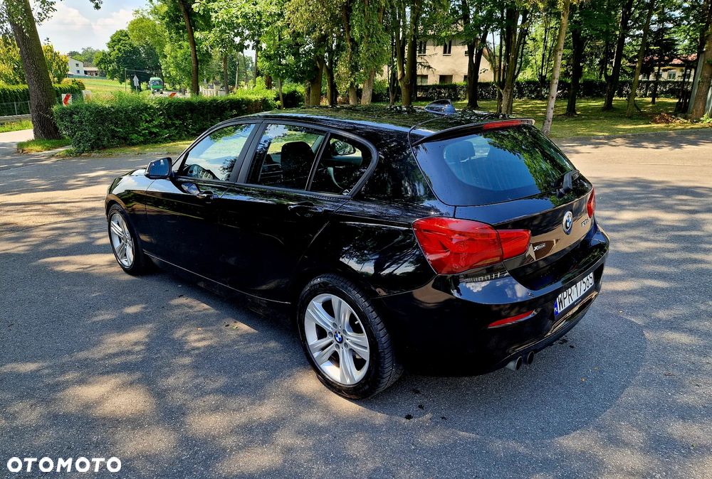 BMW Seria 1 120d xDrive M Sport Shadow sport - 2