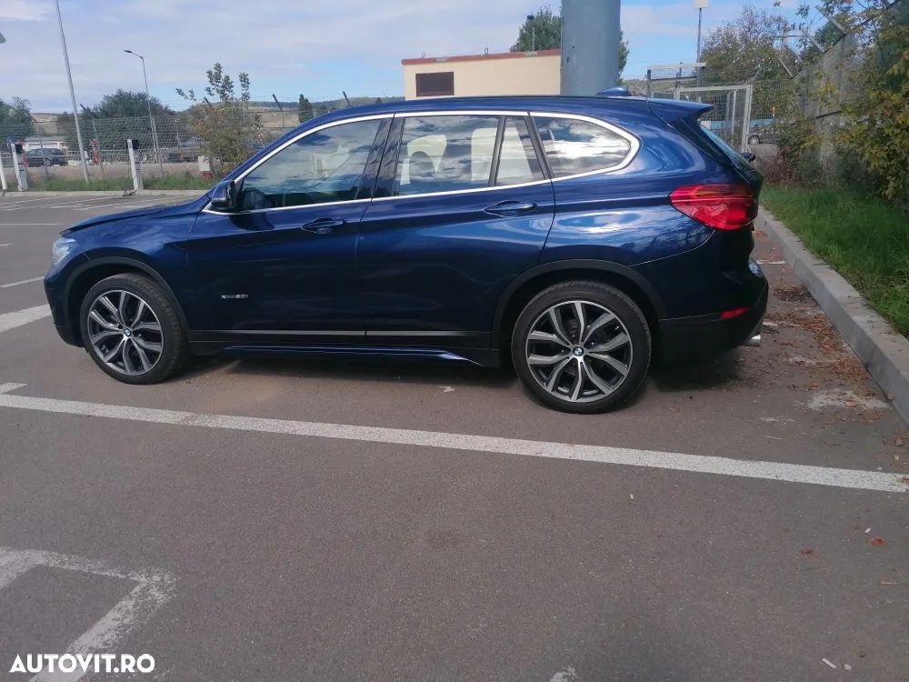 BMW X1 xDrive20i AT Sport Line - 3