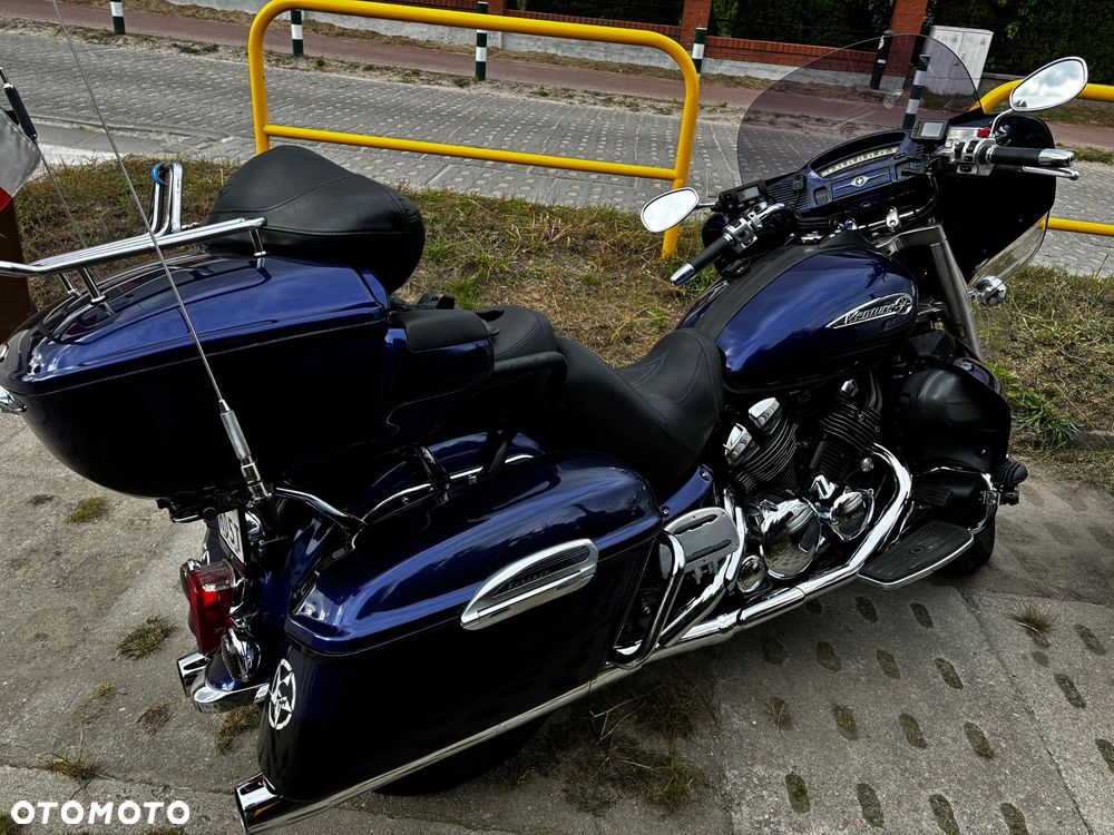 Yamaha Venture - 7