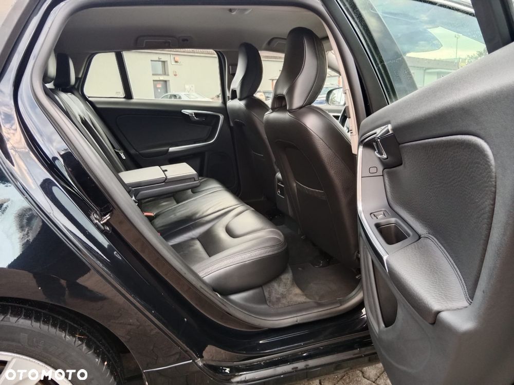 Volvo V60 - 15