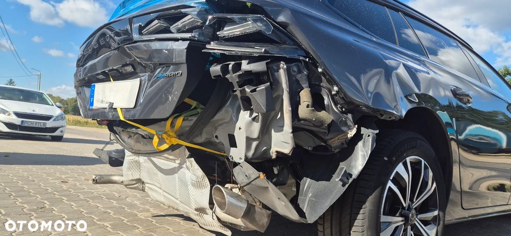 Peugeot 508 SW PureTech PHEV 225 Allure S&S e-EAT8 - 27