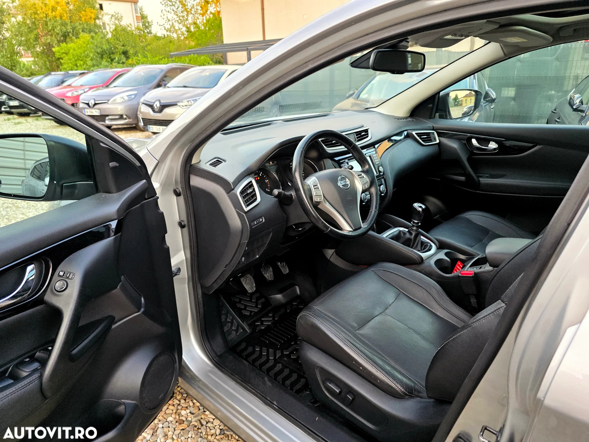 Nissan Qashqai 1.6 DCI Start/Stop Tekna - 21