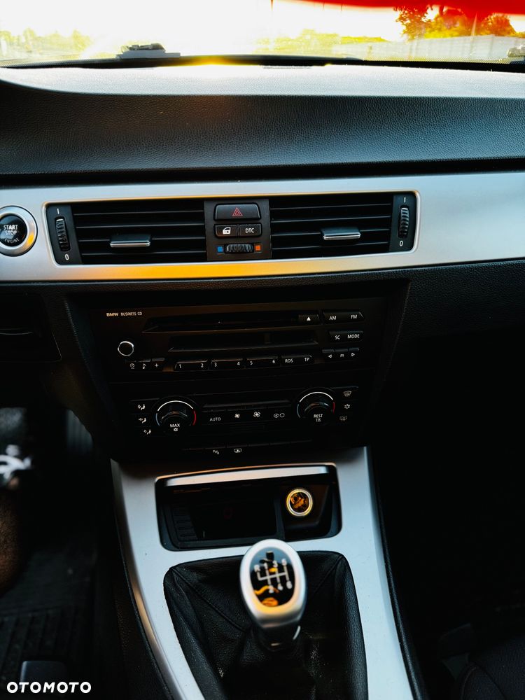 BMW Seria 3 - 23