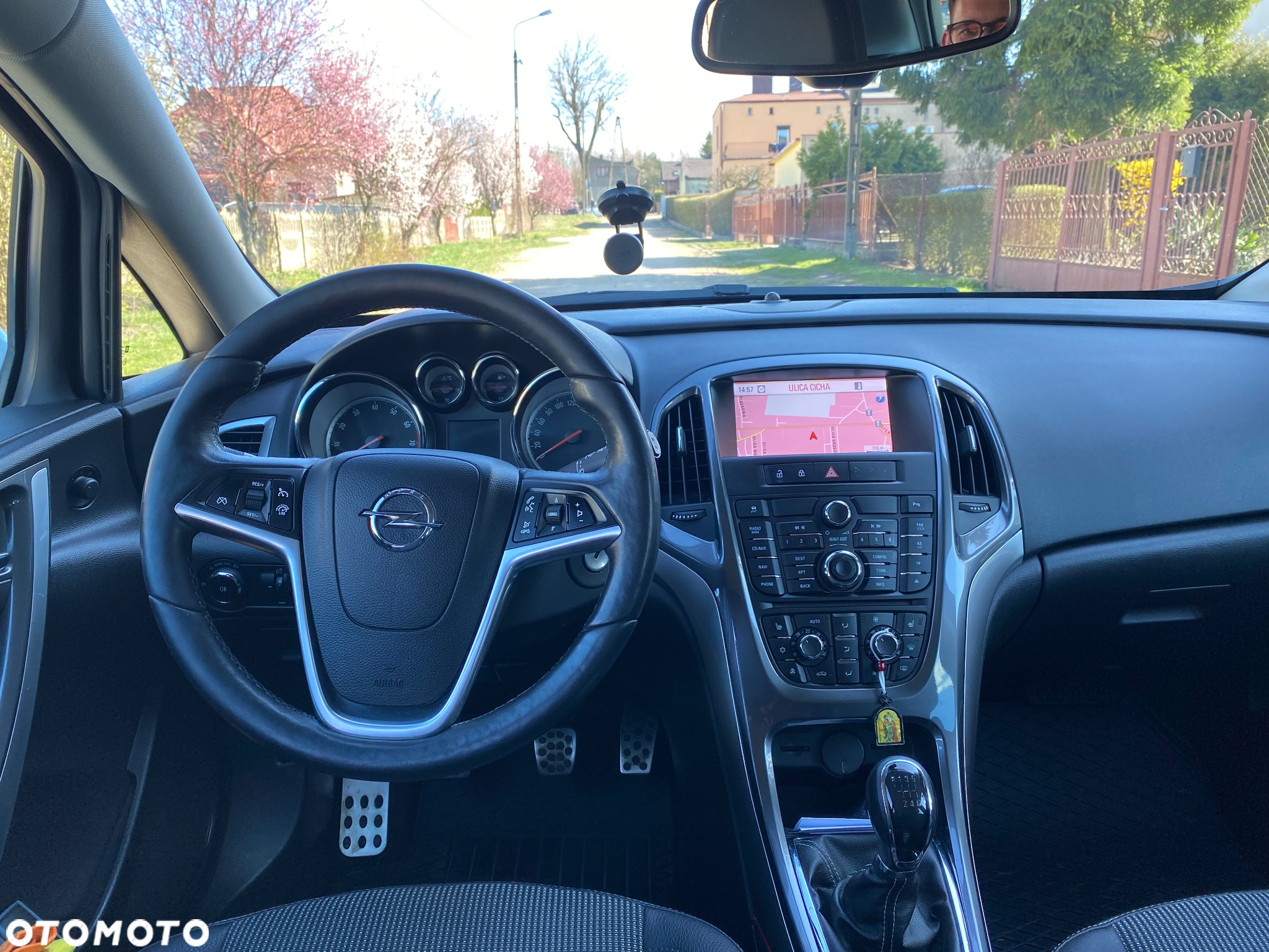 Opel Astra IV 1.4 T Cosmo - 13