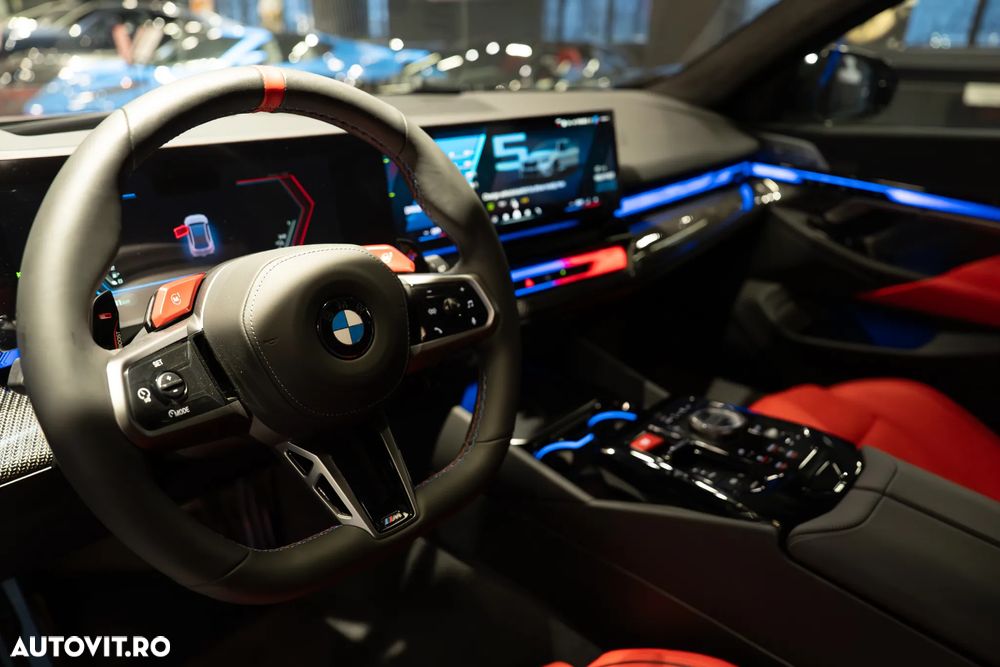 BMW M5 xDrive - 15