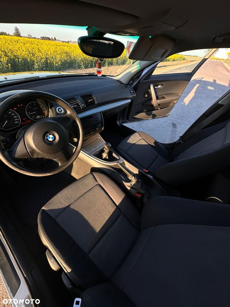 BMW Seria 1 - 11