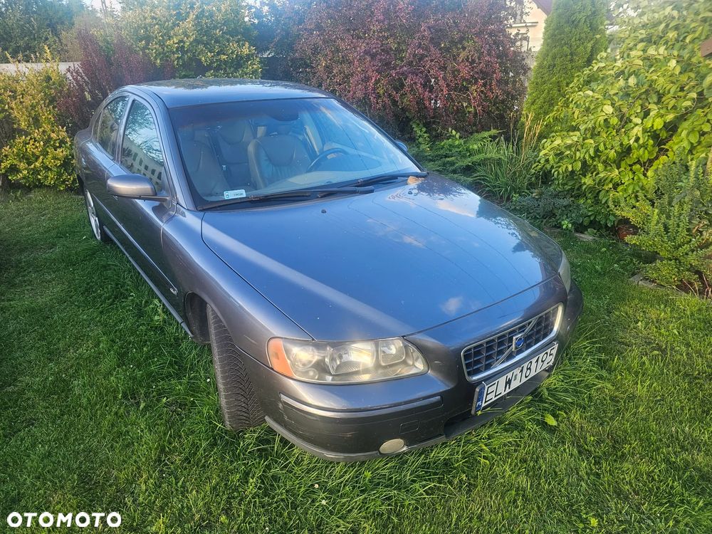 Volvo S60 2.4 D - 1