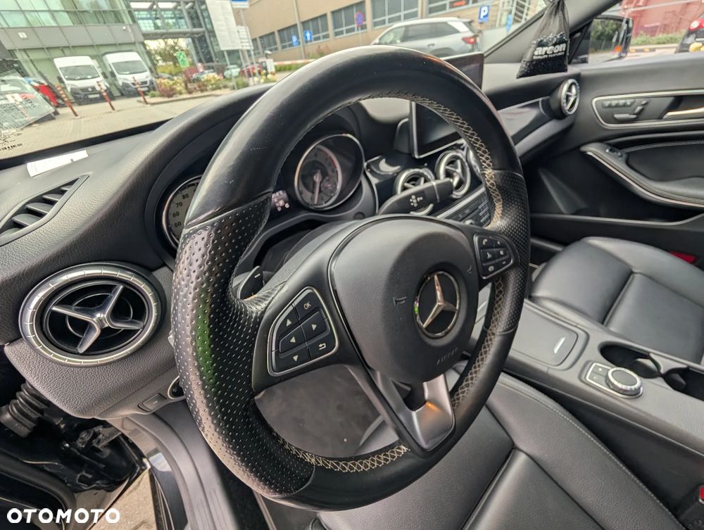 Mercedes-Benz CLA 250 4-Matic - 4