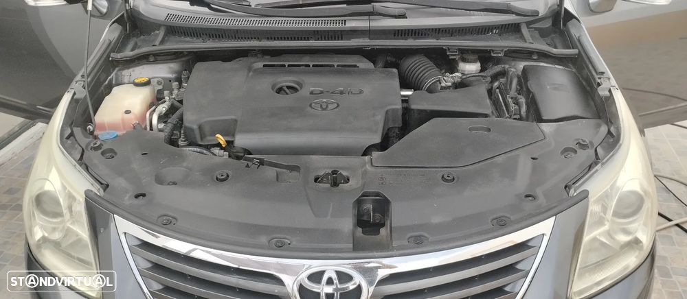 Toyota Avensis SW 2.0 D-4D Exclusive +Pele+GPS - 4