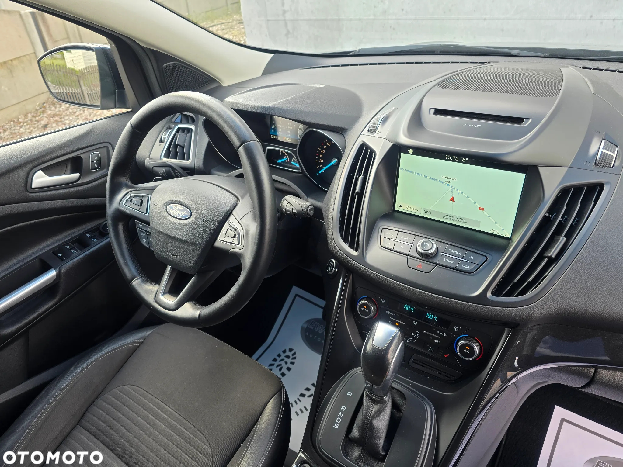 Ford Kuga 2.0 EcoBlue 4x4 TITANIUM - 35