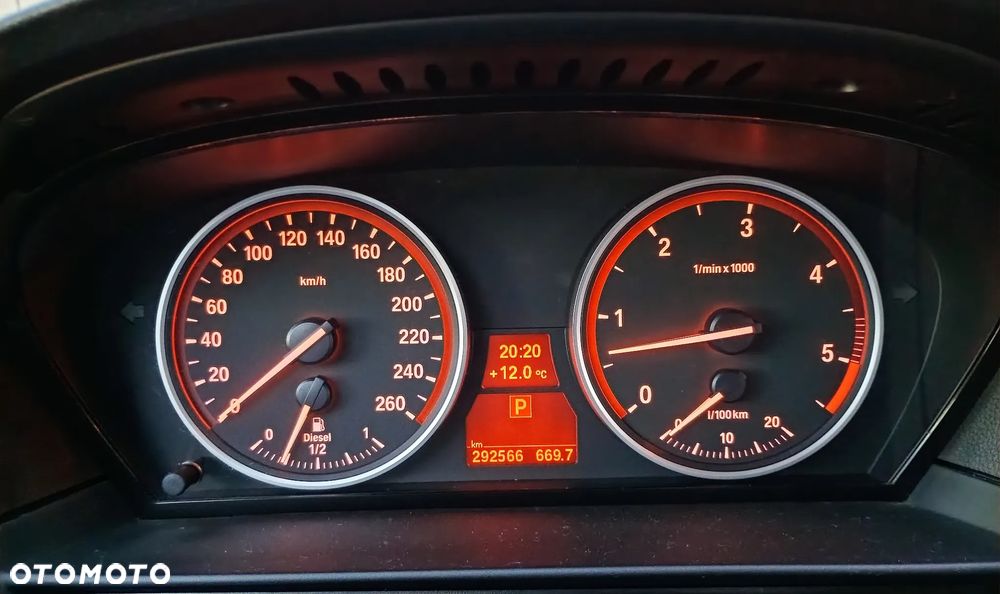 BMW Seria 5 530d Sport-Aut Edition Sport - 18