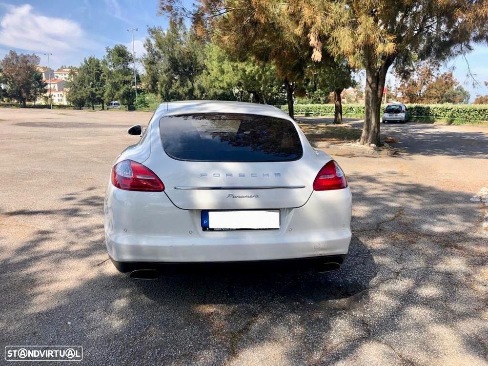 Porsche Panamera Platinum Edition - 8