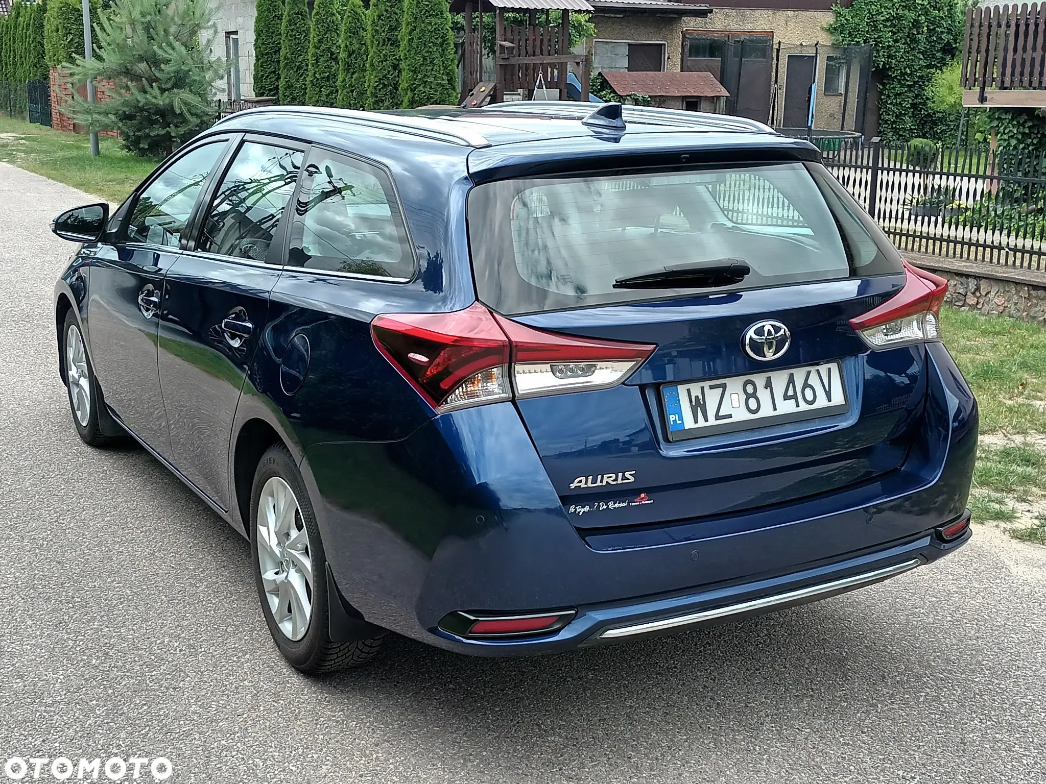 Toyota Auris 1.6 Premium MS - 6