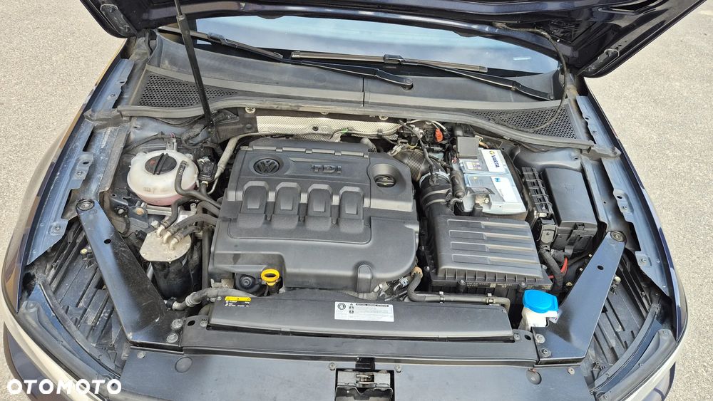 Volkswagen Passat - 27