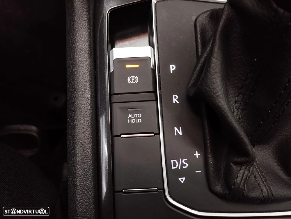 VW Tiguan Allspace 2.0 TDI Confortline DSG - 36