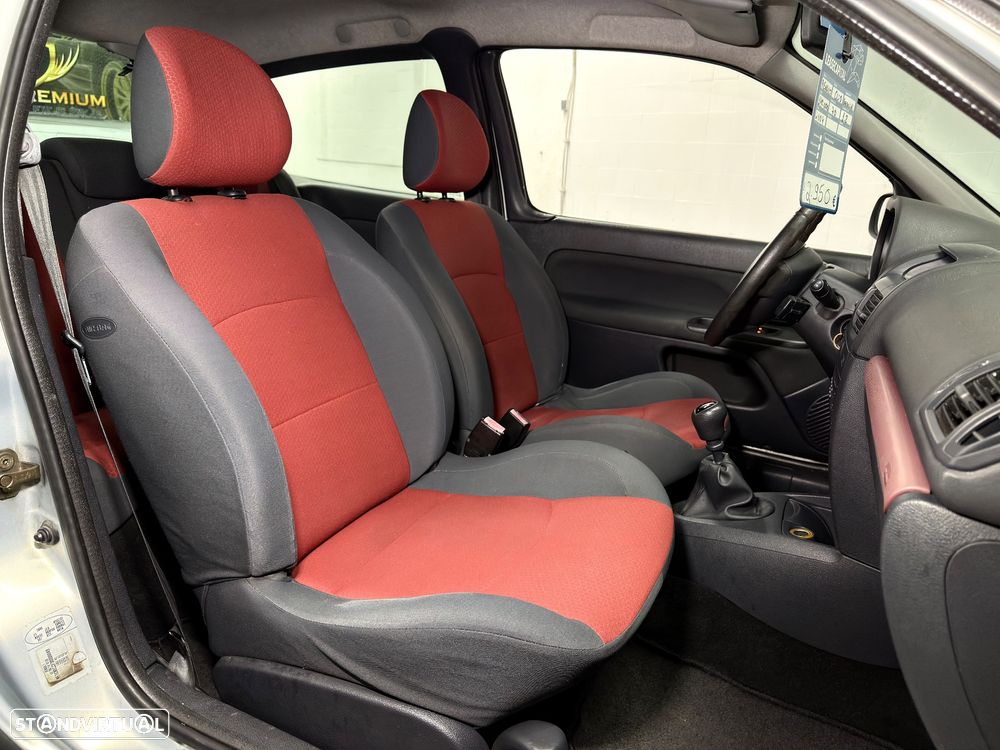 Renault Clio 1.2 16V Billabong - 9