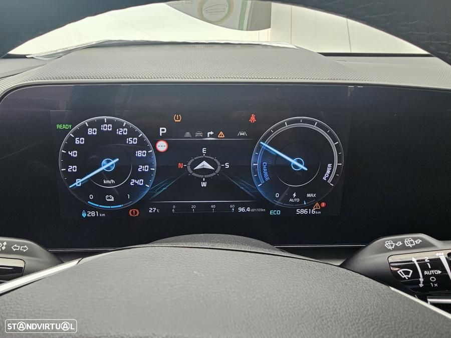 Kia Niro EV 64kWh Drive - 35
