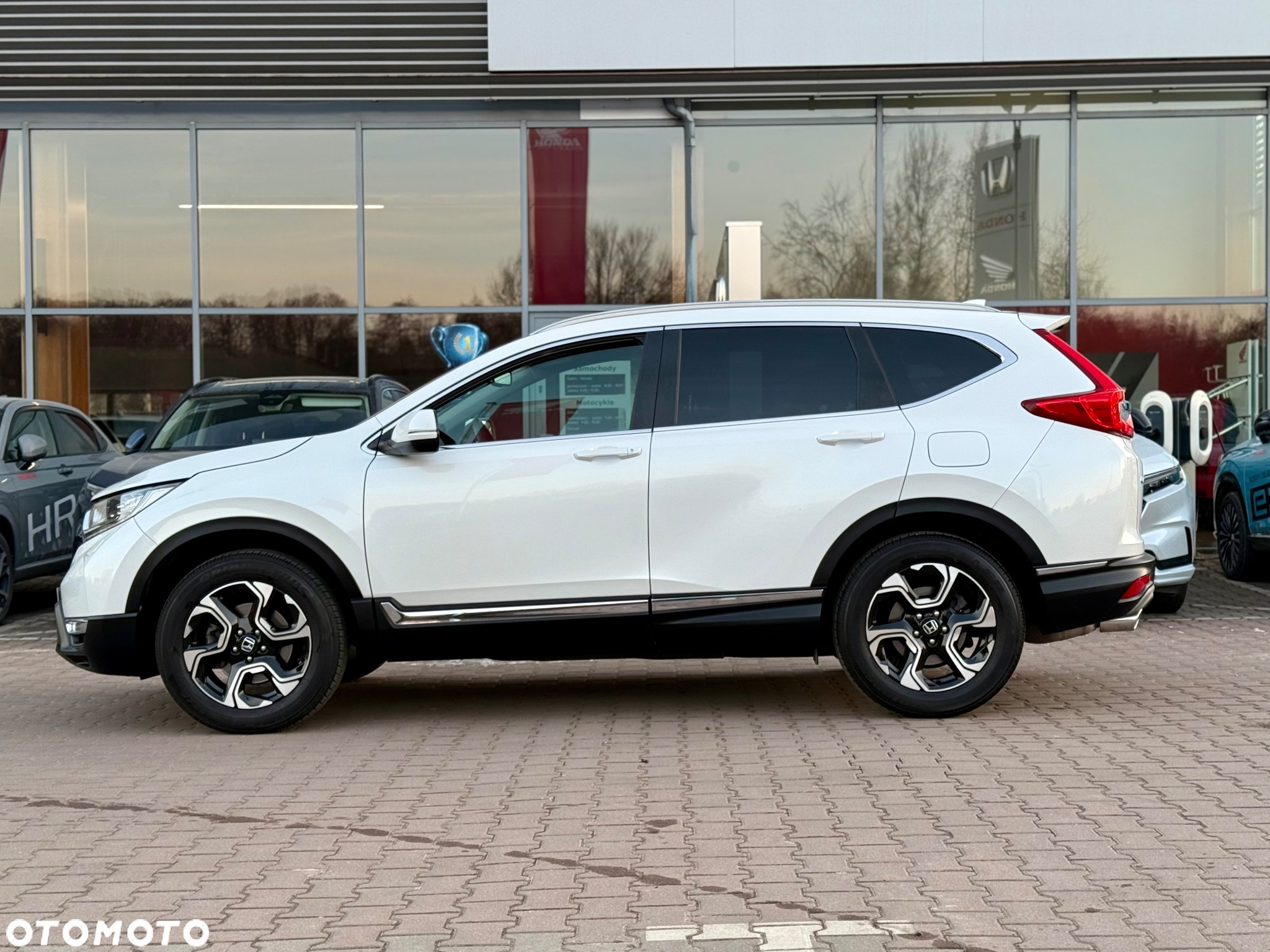 Honda CR-V 1.5 Elegance (Honda Connect+) CVT - 6