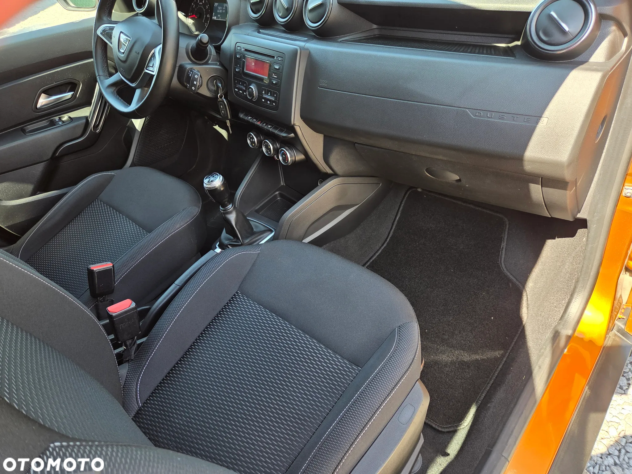 Dacia Duster 1.6 SCe Connected by Orange - 27