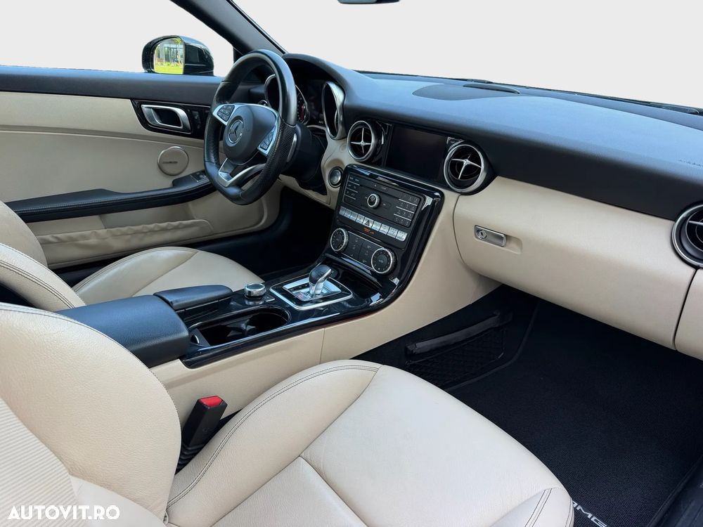 Mercedes-Benz SLC 300 Aut. - 7