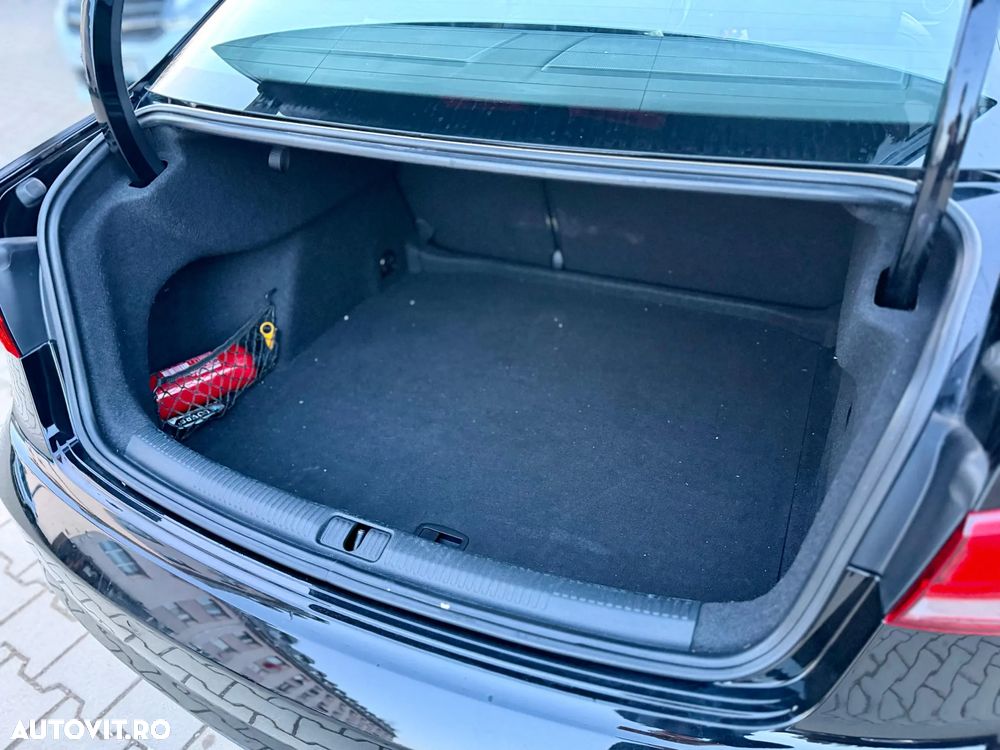 Audi A3 2.0 TDI S tronic Sport - 19