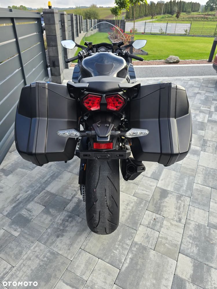 Kawasaki Ninja - 8