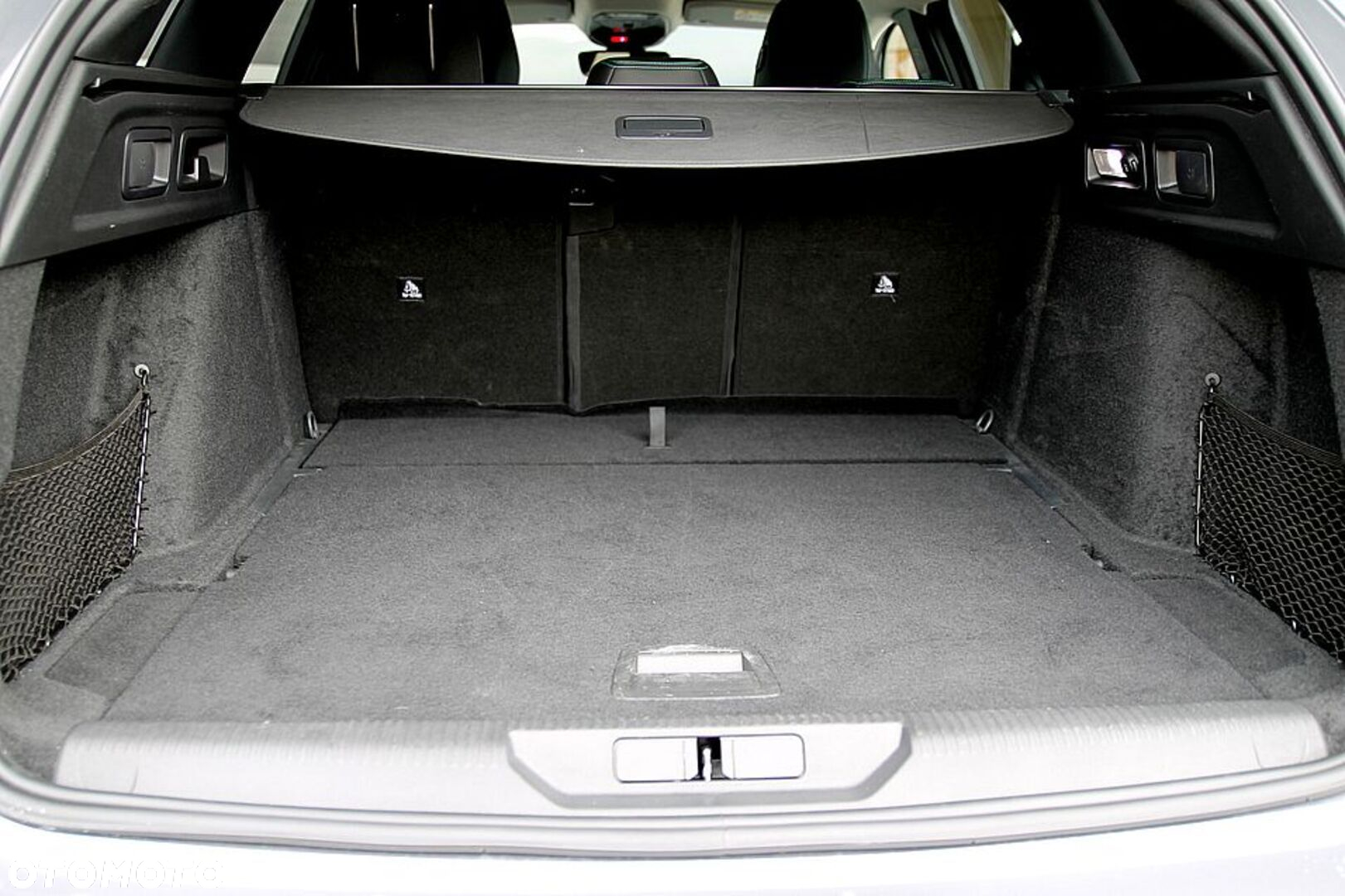 Peugeot 308 1.5 BlueHDi Allure Pack S&S EAT8 - 17